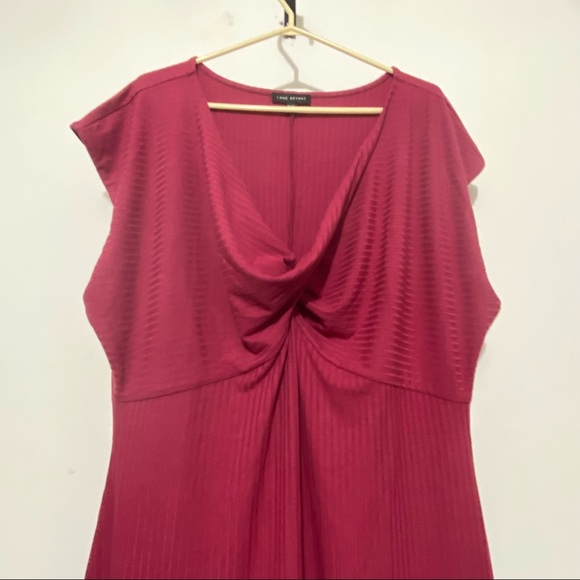 Lane Bryant Cap-Sleeve Twist-Neck Bodycon Wine Dress Size 22/24 - Picture 8 of 14
